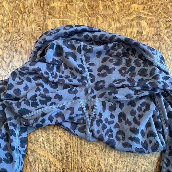 VARLEY CENTURY GREY CHEETAH LEOPARD ANIMAL PRINT CROPPED HIGH RISE LEGGINGS - Picture 14 of 16